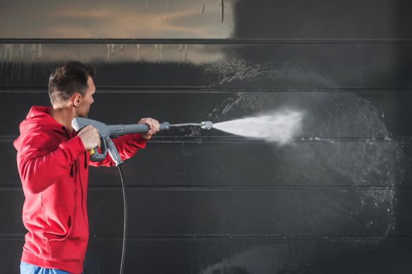 Exterior Washing in Riverside