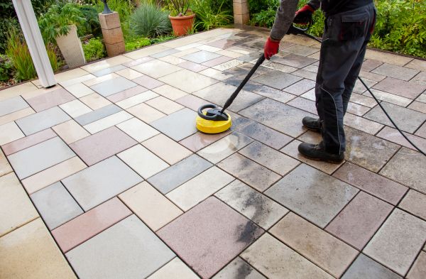 Patio Washing in Riverside