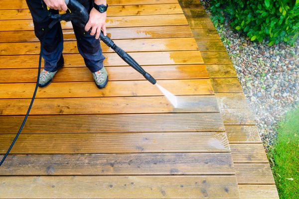 Porch Cleaning in Riverside