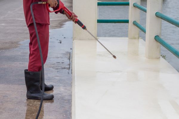 Industrial Concrete Cleaning in Riverside