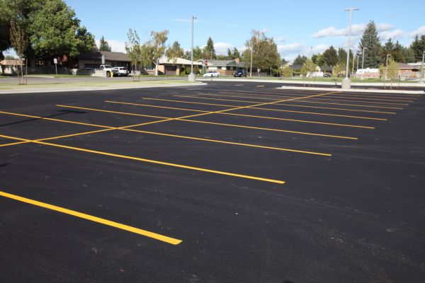 Parking Lot Washing in Riverside
