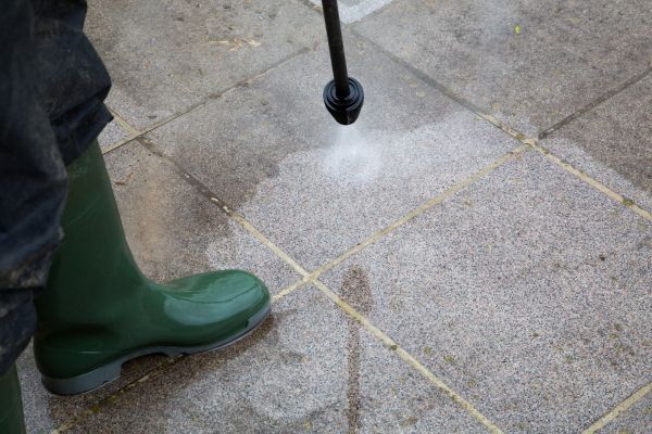 Industrial Pressure Cleaning in Riverside