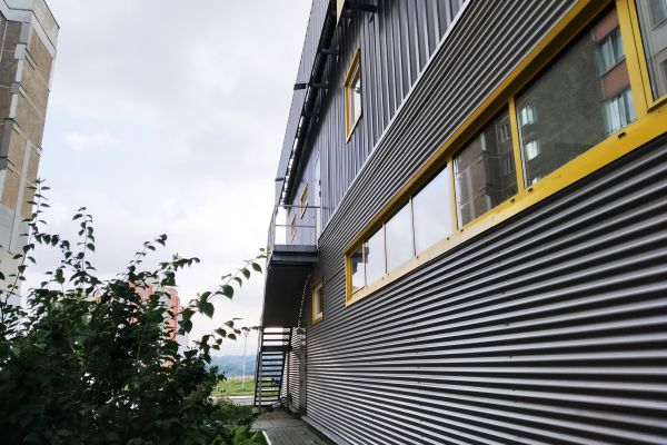 Aluminum Siding Cleaning in Riverside
