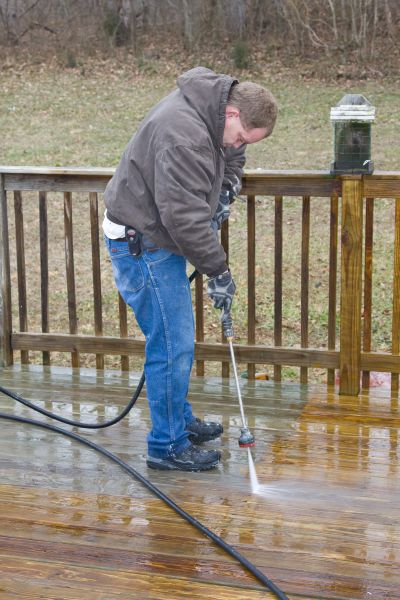 Balcony Power Washing in Riverside
